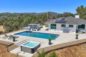 Skyfall - Best Views in Mariposa - Image 2
