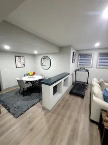 Cozy & Stylish 2BR Apartment -BW - Image 5