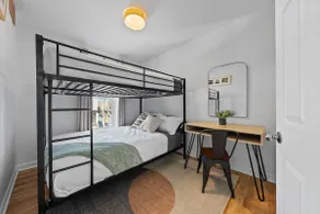 11 Bed Bakery Loft | Pool Table | Chefs Kitchen - Image 5