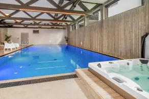 Åros Seaside Apartment with Pool, Jacuzzi & Sauna - Image 2