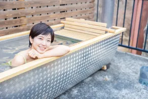 Firewood bath, athletic net, BBQ, pellet stove, nature, mountain climbing, 30 seconds to the river, fishing, 9 minutes to Tsuru Interchange - Image 3