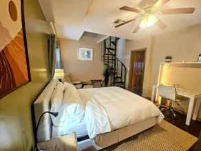 4 Master Suites Chef's Kitchen 15-Min to Boston - Image 4
