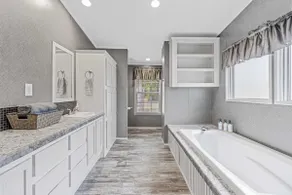 Lake Palestine Escape |Game Room, Comfort & Nature - Image 3