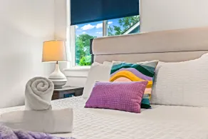 Modern Austin Home | 2 Kings+4BR+DT+Games+BBQ - Image 4