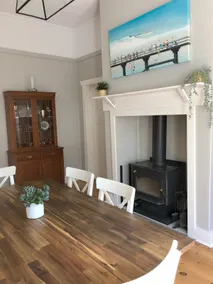 Beach house vibes meet old world charm - Image 5