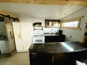 Rustic Retreat w/Loft Views - Image 5