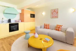 A Bright 1-bedroom with Services - Champs-Elysées - Image 3