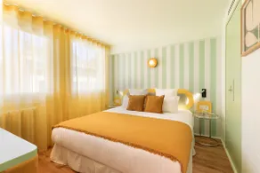 A Bright 1-bedroom with Services - Champs-Elysées - Image 5