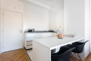 R1409 | Spacious and bright | Close to everything - Image 5