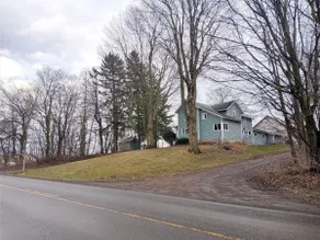 Farmhouse on a Hill - Image 3