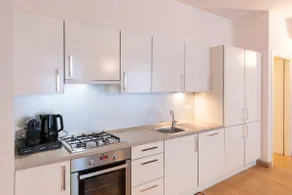 Comfort and privacy, in a very central location - Image 5