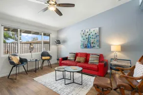 Central & Renovated - 3Bd/2Ba, Pool, BBQ, Pets - Image 5