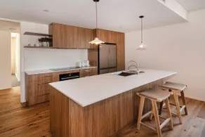 Urban Haus - Image 2