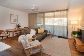 Urban Haus - Image 5