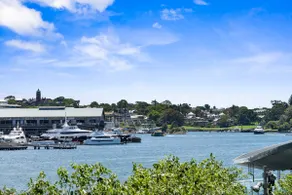 Absolute Waterfront Retreat in Barangaroo! - Image 2