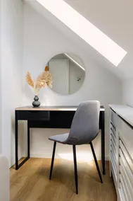 Spacious Apartment with Bathtub in center of Modra - Image 5