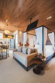Luxury #2 in the heights @kapokrefugios - Image 5