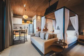 Luxury #3 in the heights @kapokrefugios - Image 2