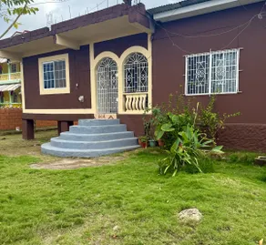 Allspice Lodge - Image 4