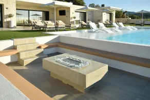 Elira Luxury Villa - With Private Pool - Image 3