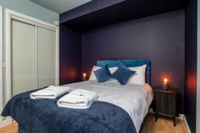 Queens Crescent - Stylish retreat and Tranquil - Image 4