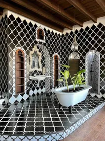 •Casa Sagrada• Beachfront mountain view - Image 2