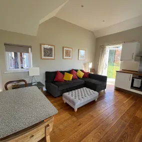 1 bed apartment, farm based, great views (APT2) - Image 3