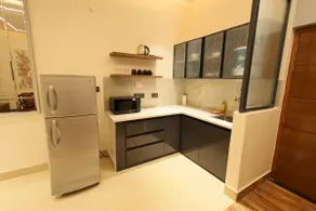 Mountain View 1BHK + Terrace | Jolly Grant Airport - Image 4