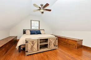 Farmhouse Retreat - Image 5