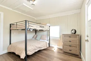 Farmhouse Retreat - Image 4