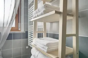 SGHouse appartamento con parcheggio gratuito - Image 3