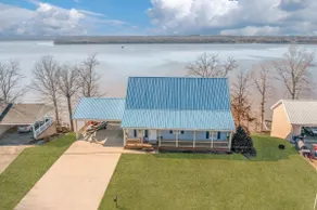 Fisherman's Lake House. - Image 2
