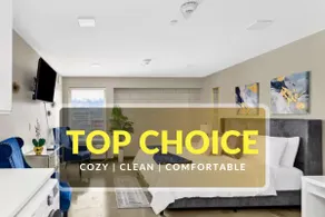 Blue & Gold Luxury Suite - Image 2