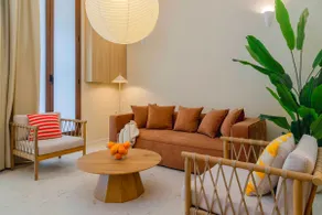 Mediterranean-style Downtown Apartment - Image 4