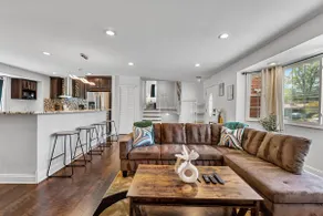 4BR Getaway Near DC|Free Parking+Full Kitchen - Image 2