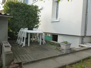 entire place in a detached house - Image 5