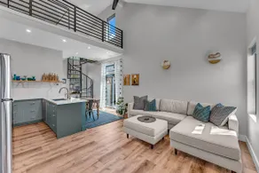 Barker Loft - Lawrence 1 Bedroom Escape - Image 2
