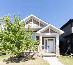 4 Bedroom House - Image 2