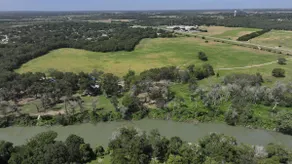 Guadalupe River Getaway - Image 5