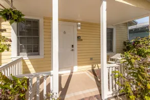 NEW! - The Jolly Rooster Cottage - Walk to Duval - Image 3