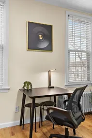Music-Themed 2BR Apartment/few minWalk to PATH/NYC - Image 5