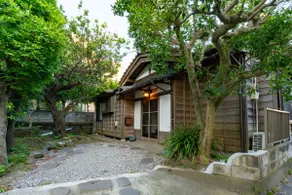 Nice old house, fully renovated Right next to the Morito coast, where you can hear the sound of the waves　 Zushi, Hayama area - Image 2