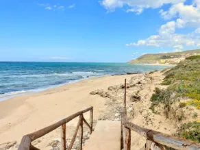 On Entu - 6 seats 100 meters from the sea - Image 3