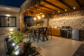 Lythari Summer Villa - Image 2