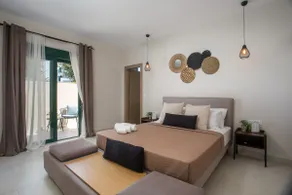 Lythari Summer Villa - Image 3