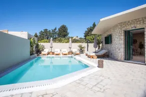 Lythari Summer Villa - Image 4