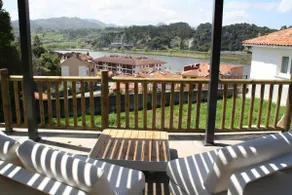 Downtown house with views and parking in Ribadesella - Image 5