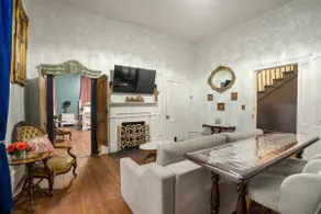 The Paris Suite @ Athena Studios - Image 5
