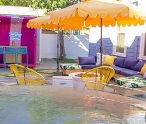 Downtown Boho Bungalow w/ Spa, Fire Pit & Parking - Image 3