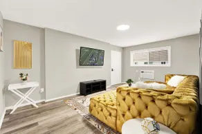 Charming Retreat Near Royal Oak | Sleeps 4-5 - Image 5